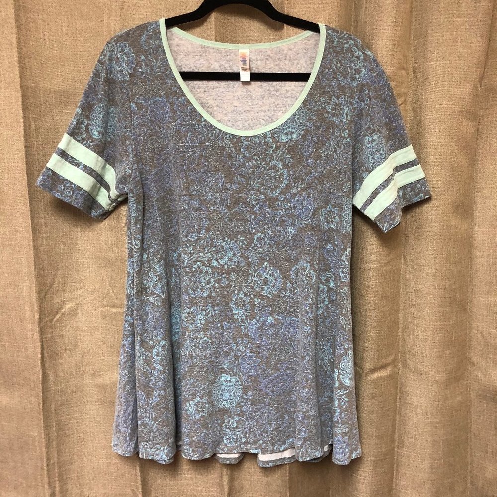 LuLaRoe Shirt Size Large